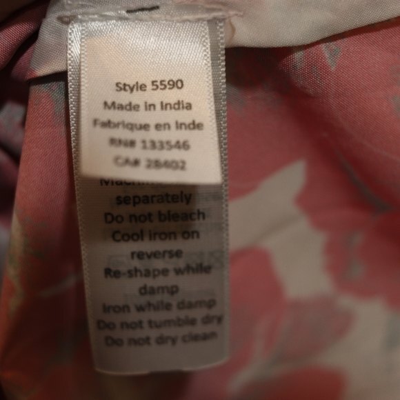 Crosby Bright Red Floral Large Flowers Sleeveless Vneck Top XL - Picture 9 of 9